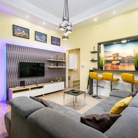Downtown Deluxe-Two Bedroom Apartment With Sauna 布达佩斯 外观 照片