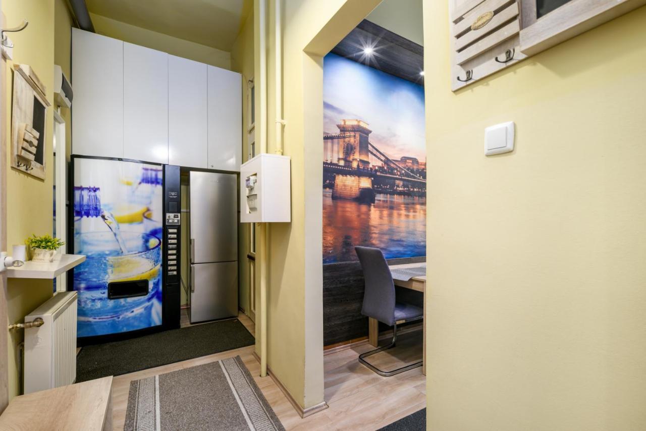 Downtown Deluxe-Two Bedroom Apartment With Sauna 布达佩斯 外观 照片