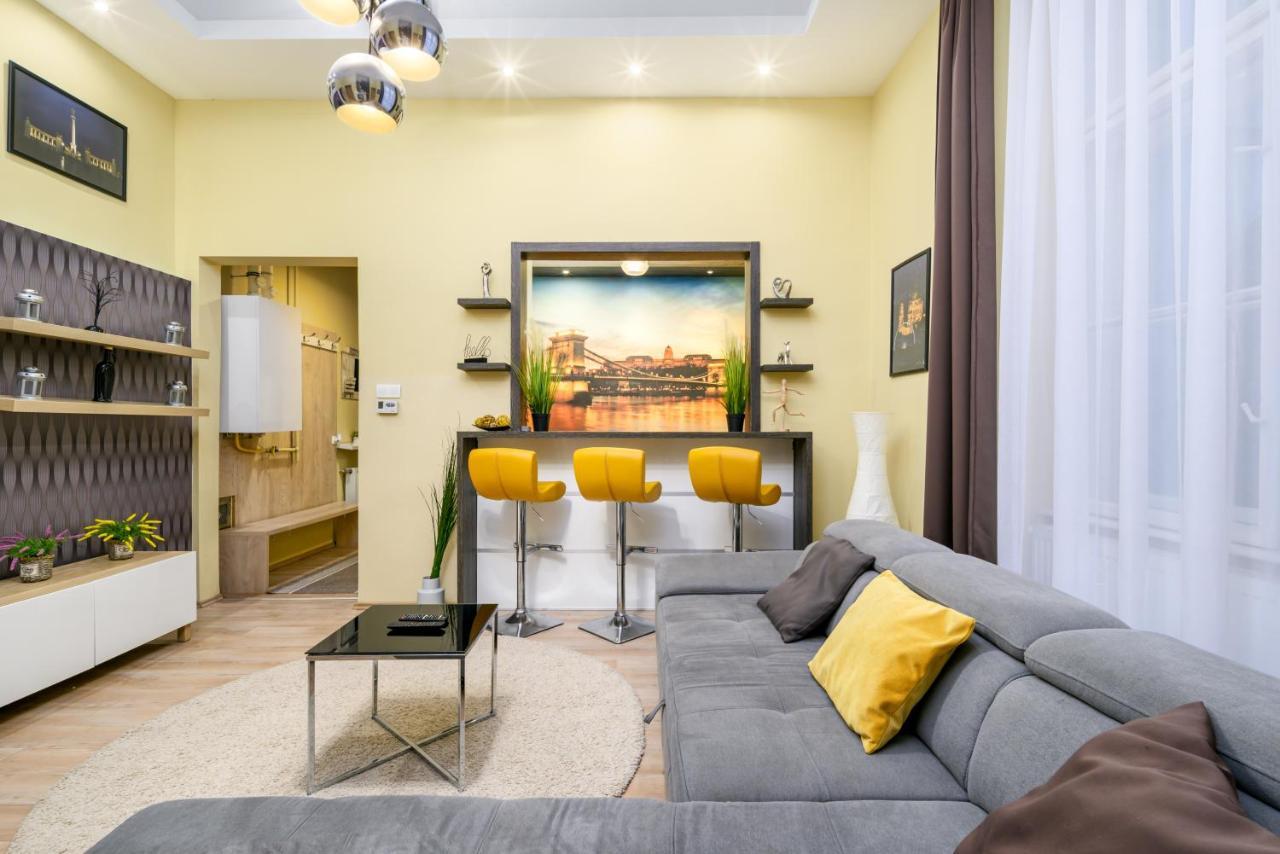 Downtown Deluxe-Two Bedroom Apartment With Sauna 布达佩斯 外观 照片
