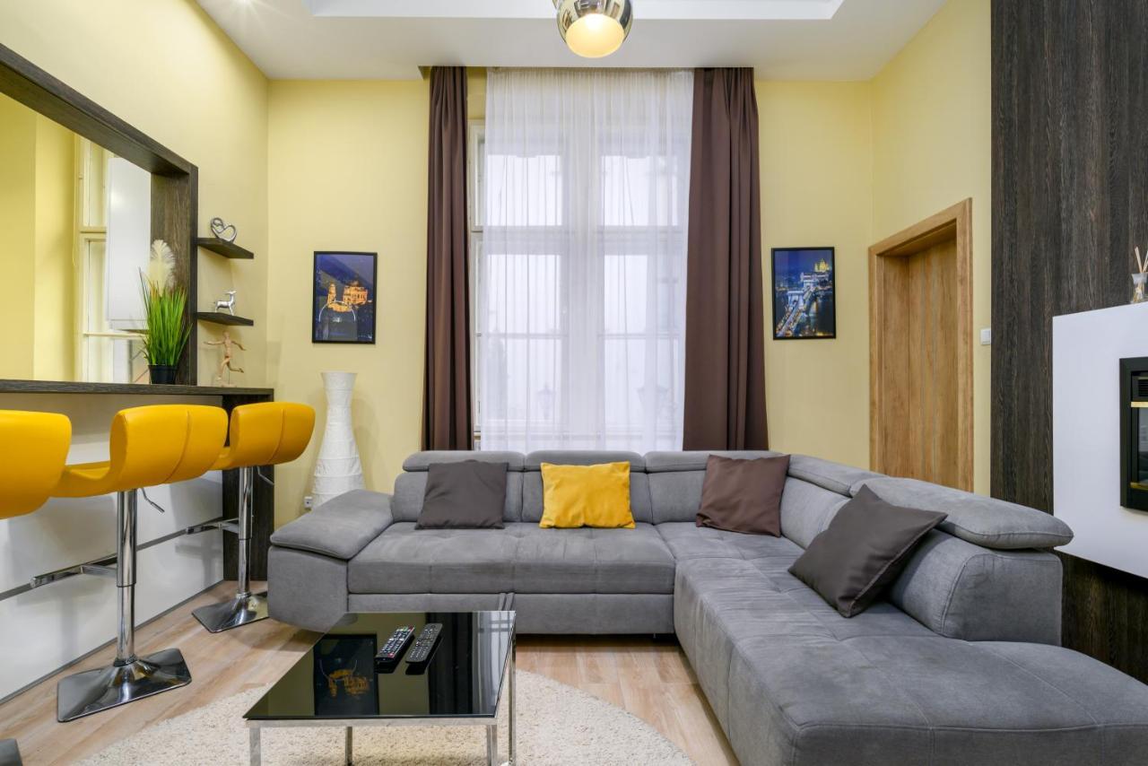 Downtown Deluxe-Two Bedroom Apartment With Sauna 布达佩斯 外观 照片