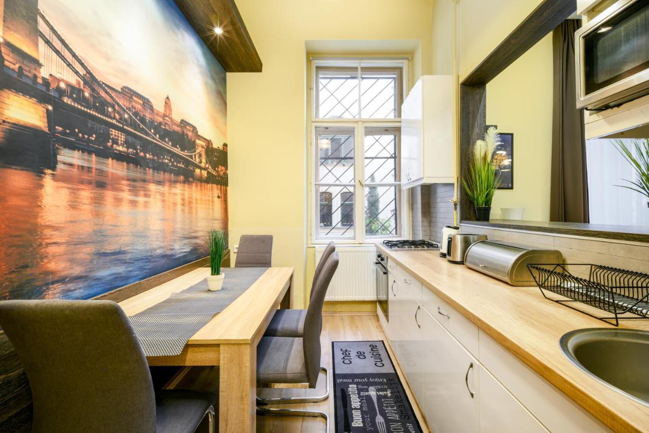 Downtown Deluxe-Two Bedroom Apartment With Sauna 布达佩斯 外观 照片